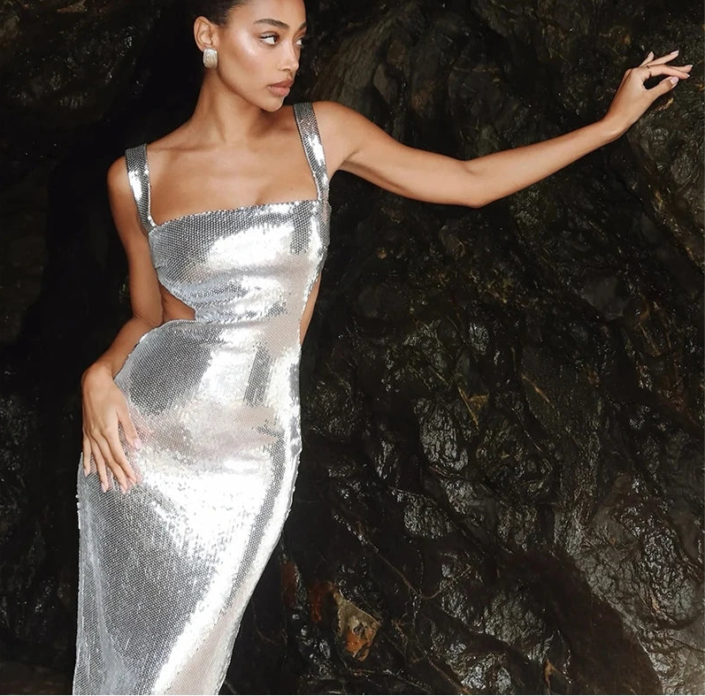 Zoe -שמלת פאייטים גב פתוח