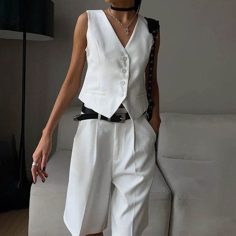 חליפת- אלה לי