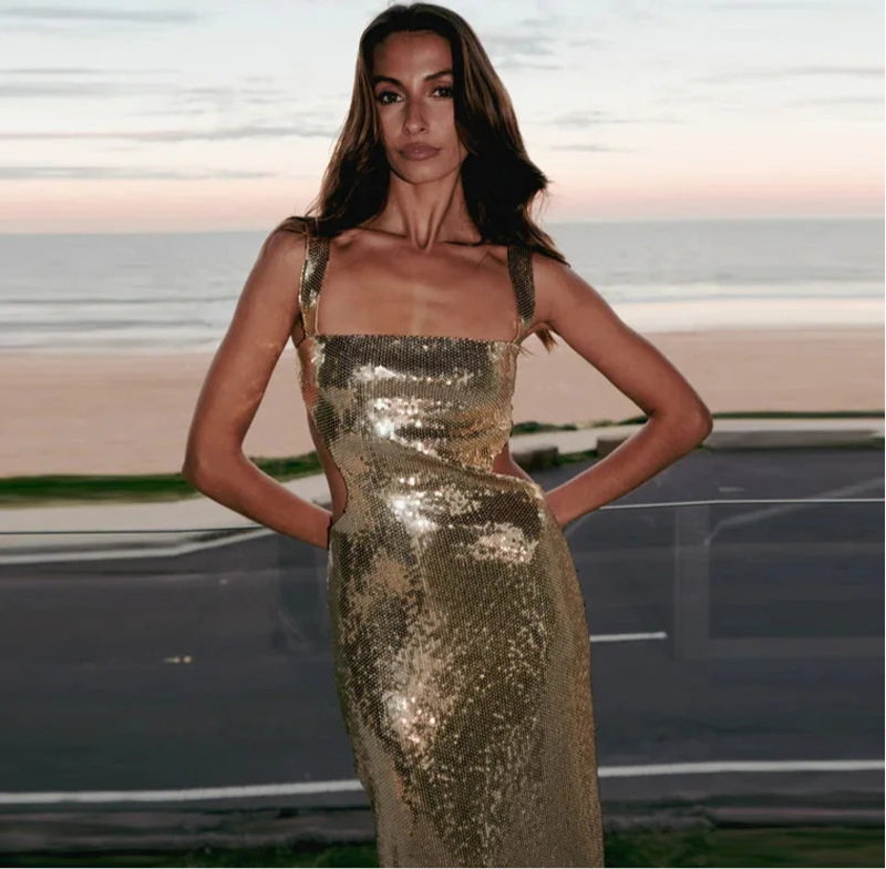 Zoe -שמלת פאייטים גב פתוח