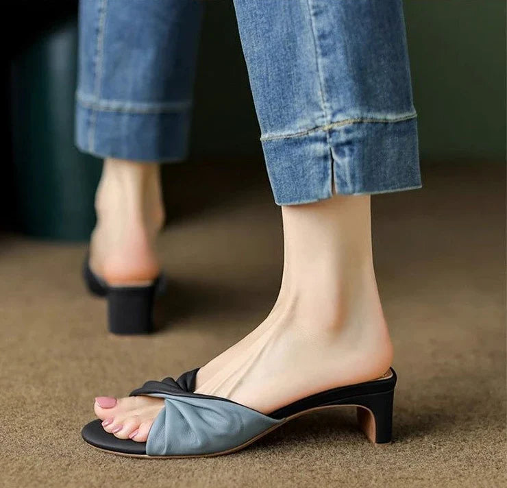 נעלי עקב- ג'וי