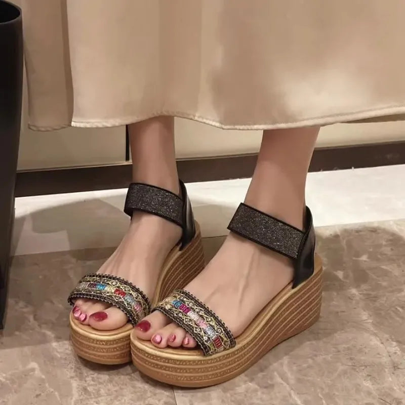 סנדלי פלטפורמה- AFIK