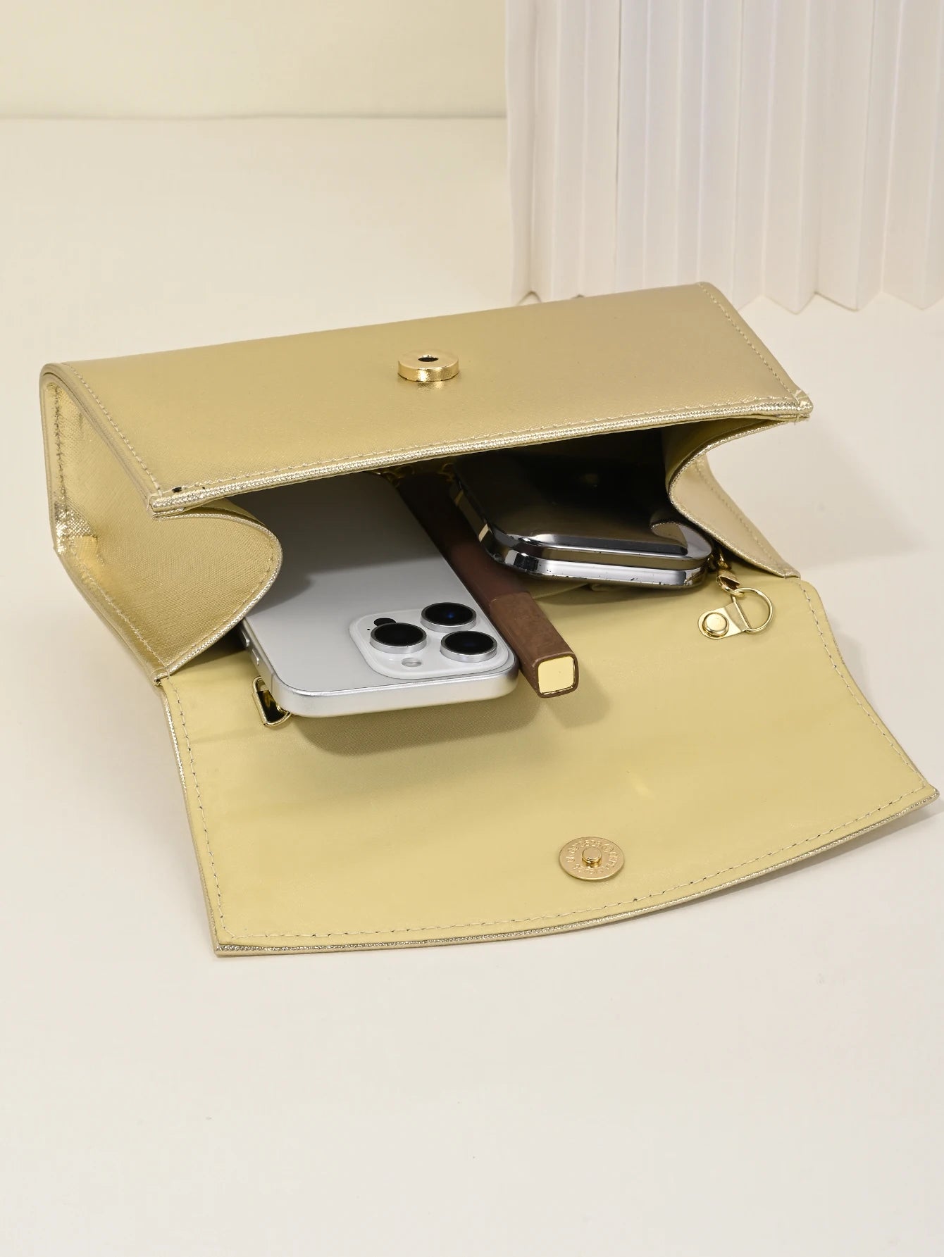 תיק יד דגם יובל