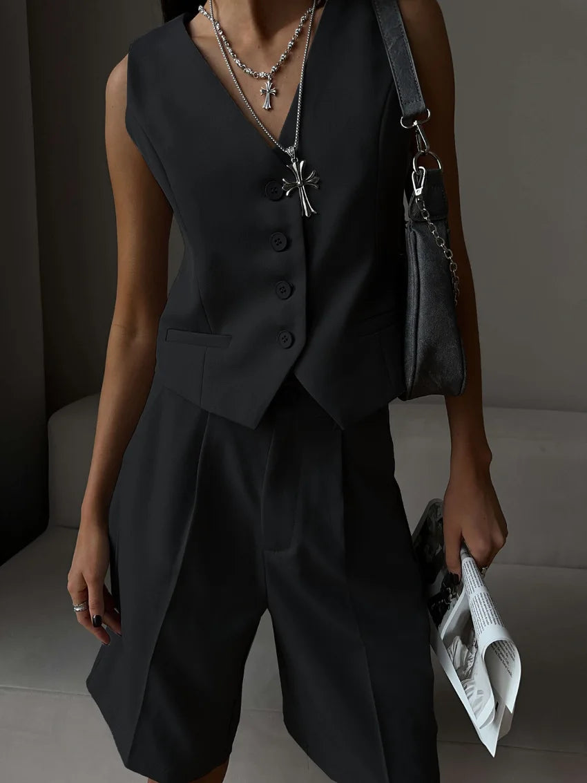 חליפת- אלה לי